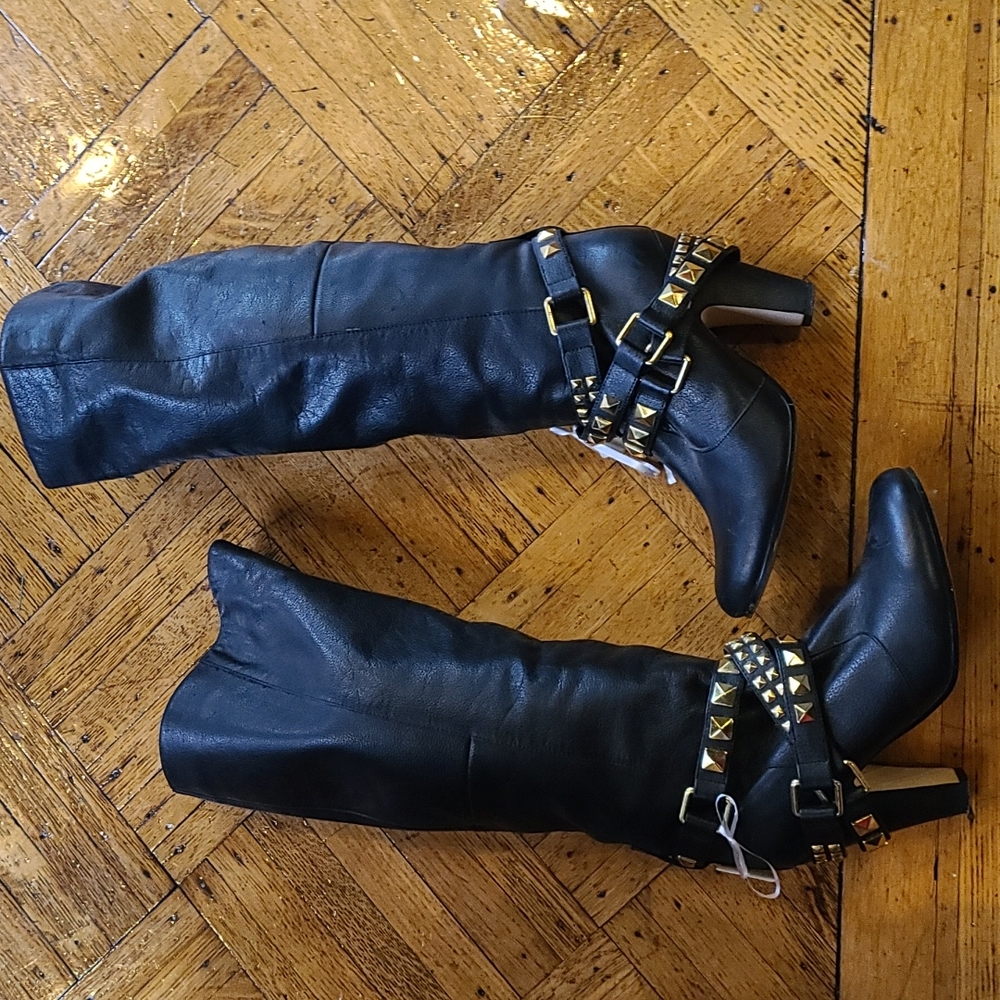 DV Dolce Vita Leather Grommet Boots. 7.5